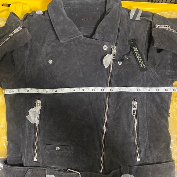 BLANKNYC Charcoal Morning Suede Moto Jacket - Picture 11 of 16